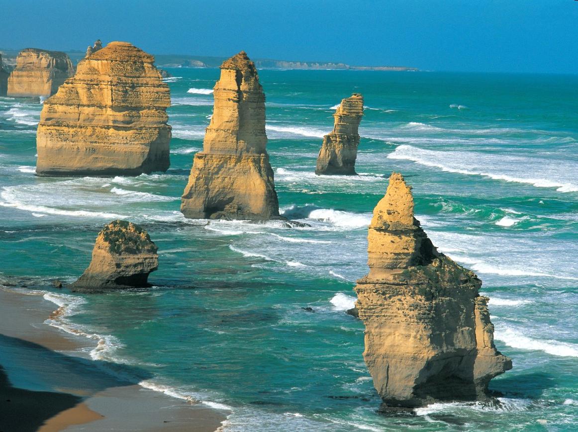 Revel in the Natural Attractions of Port Campbell National Park